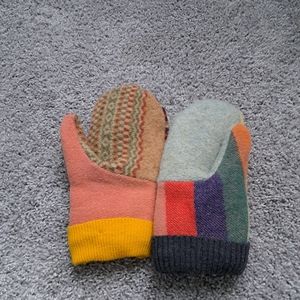 Homemade Winter Glovea